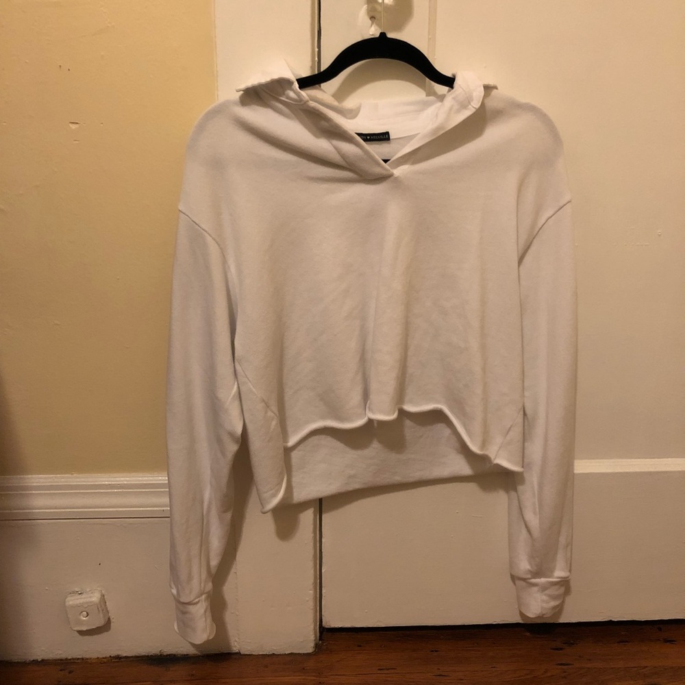 Brandy Melville Cropped White Collared Shirt